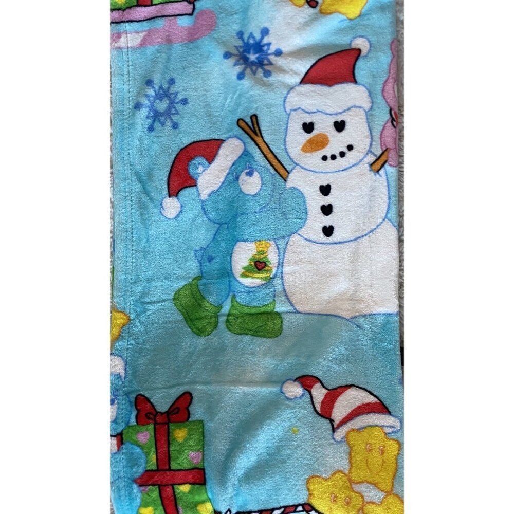 Care Bears Christmas Blanket Throw BLUE 50 X 70” Snowman Holiday Sled‎ Viral NEW - Picture 15 of 16
